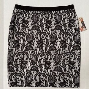 Karen Kane Black and White Floral Lace Pencil Skirt